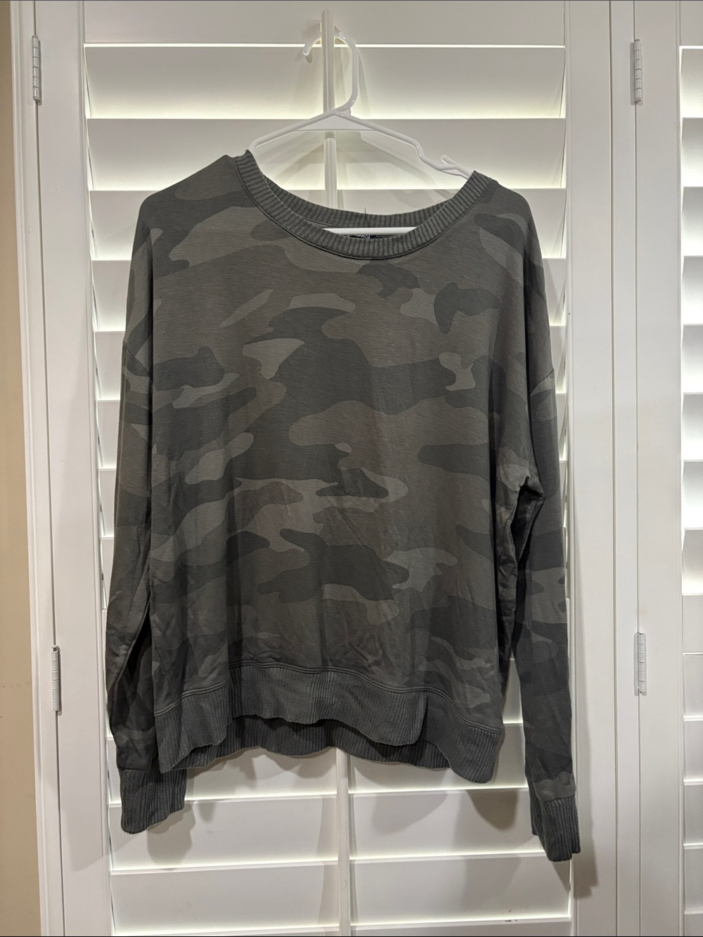Splendid Camo Ribbed-Neck Sweatshirt